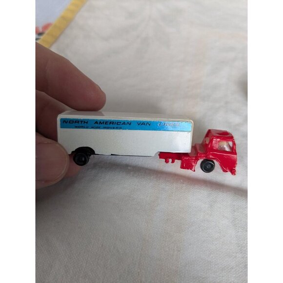 Bachmann mini plastic vehicles from the 1950's - Picture 2 of 8